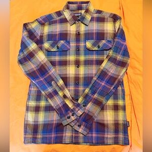 Patagonia Men's Blue and Yellow Plaid Shirt